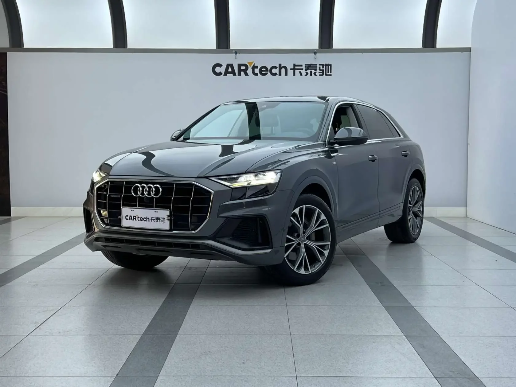 Audi Q8