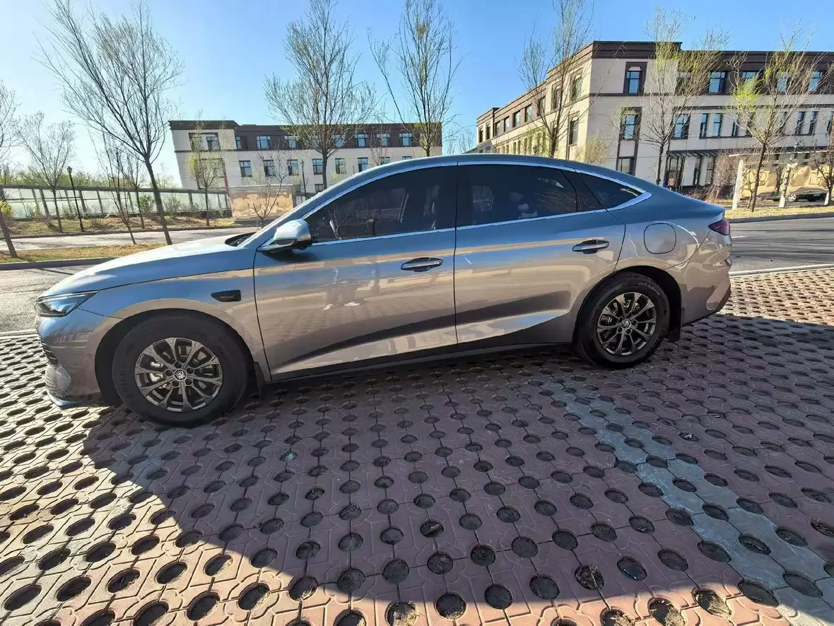 BYD Qin L DM