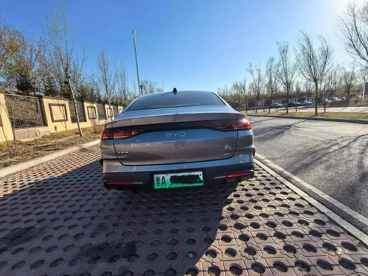 BYD Qin L DM