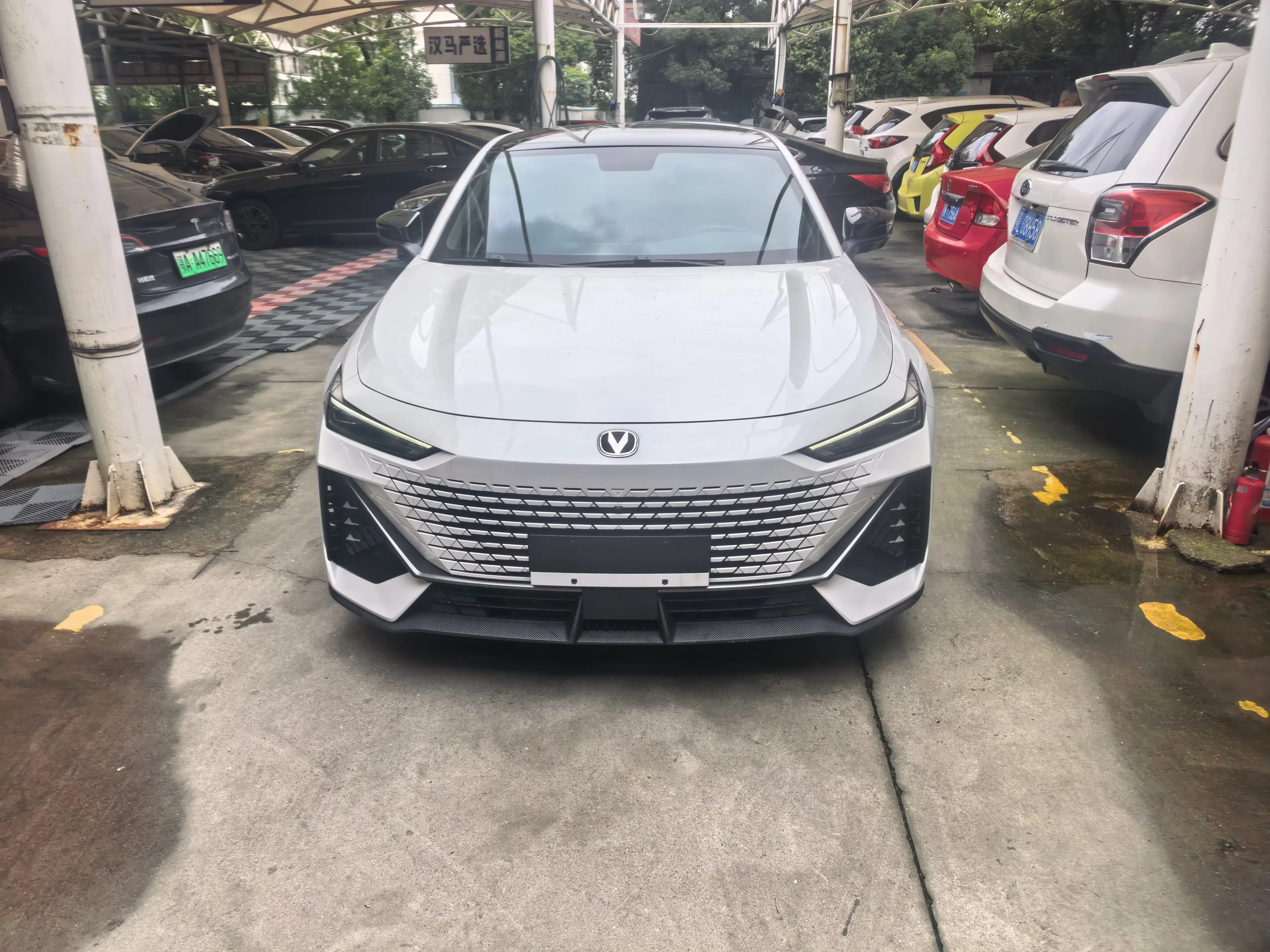 Changan UNI-V