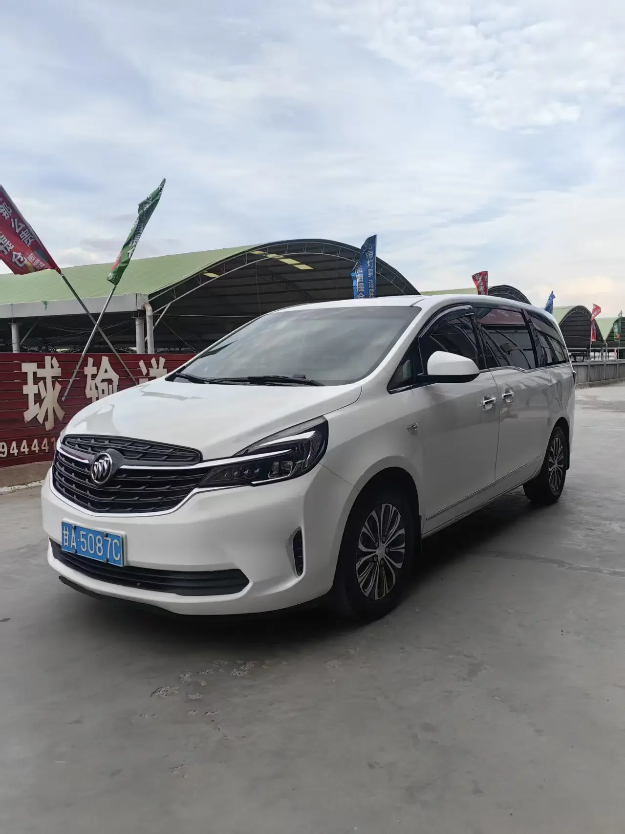 Buick GL8