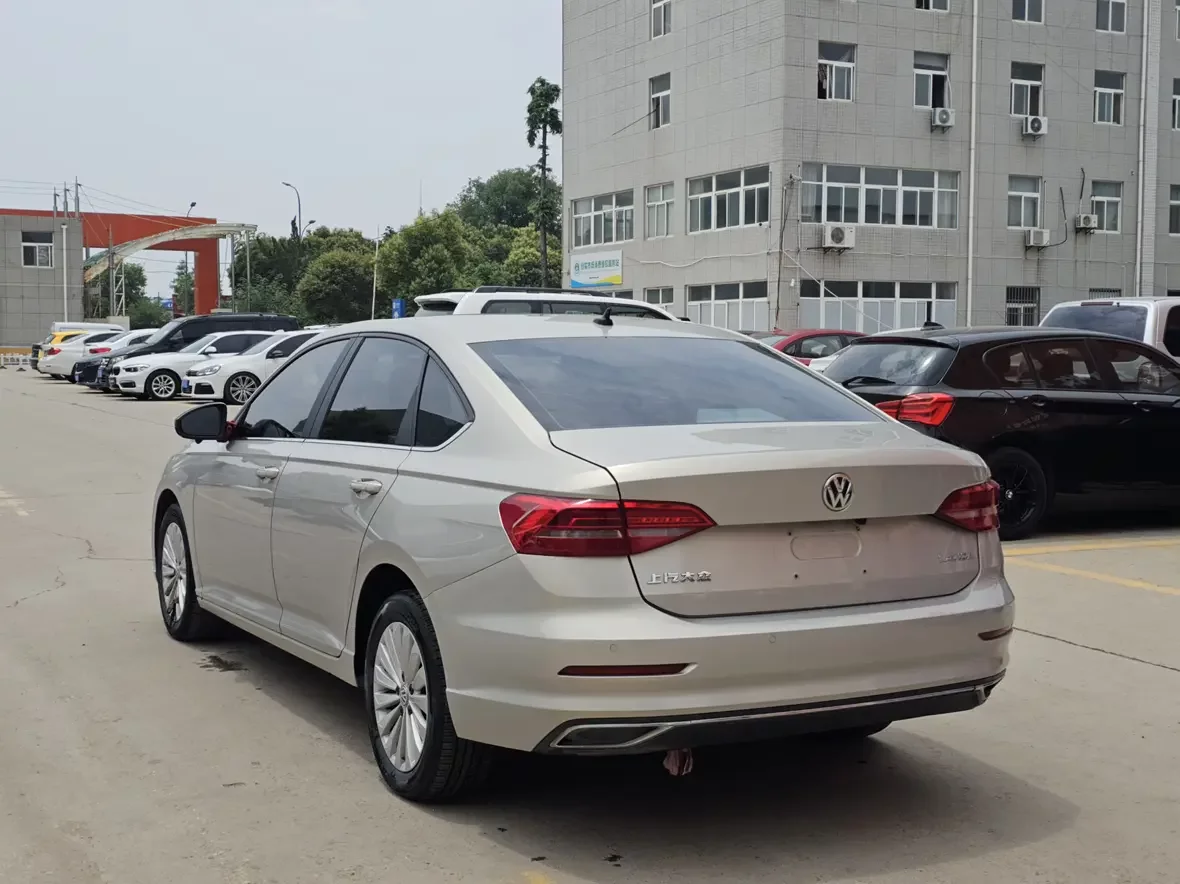 Volkswagen Lavida