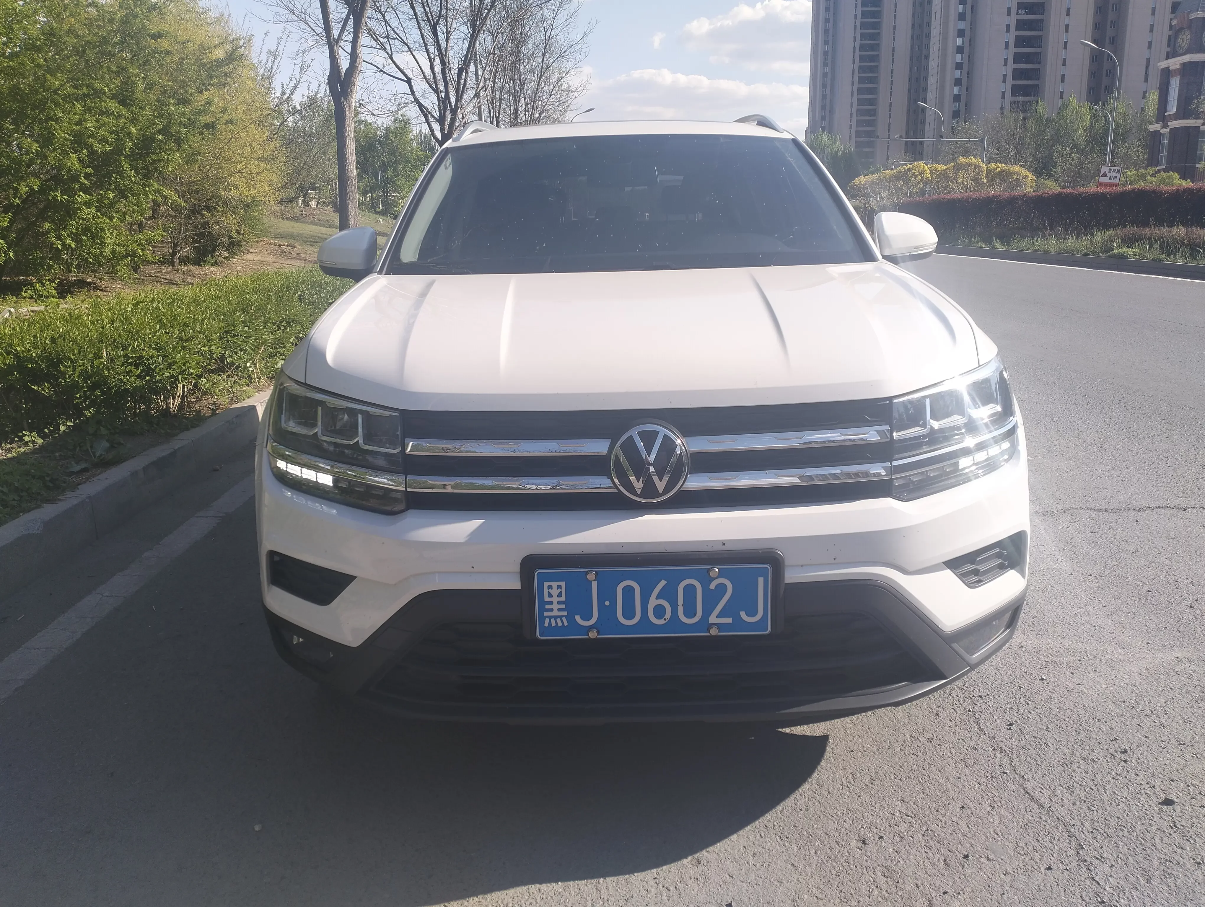 Volkswagen Tharu