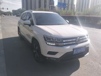 Volkswagen Tharu