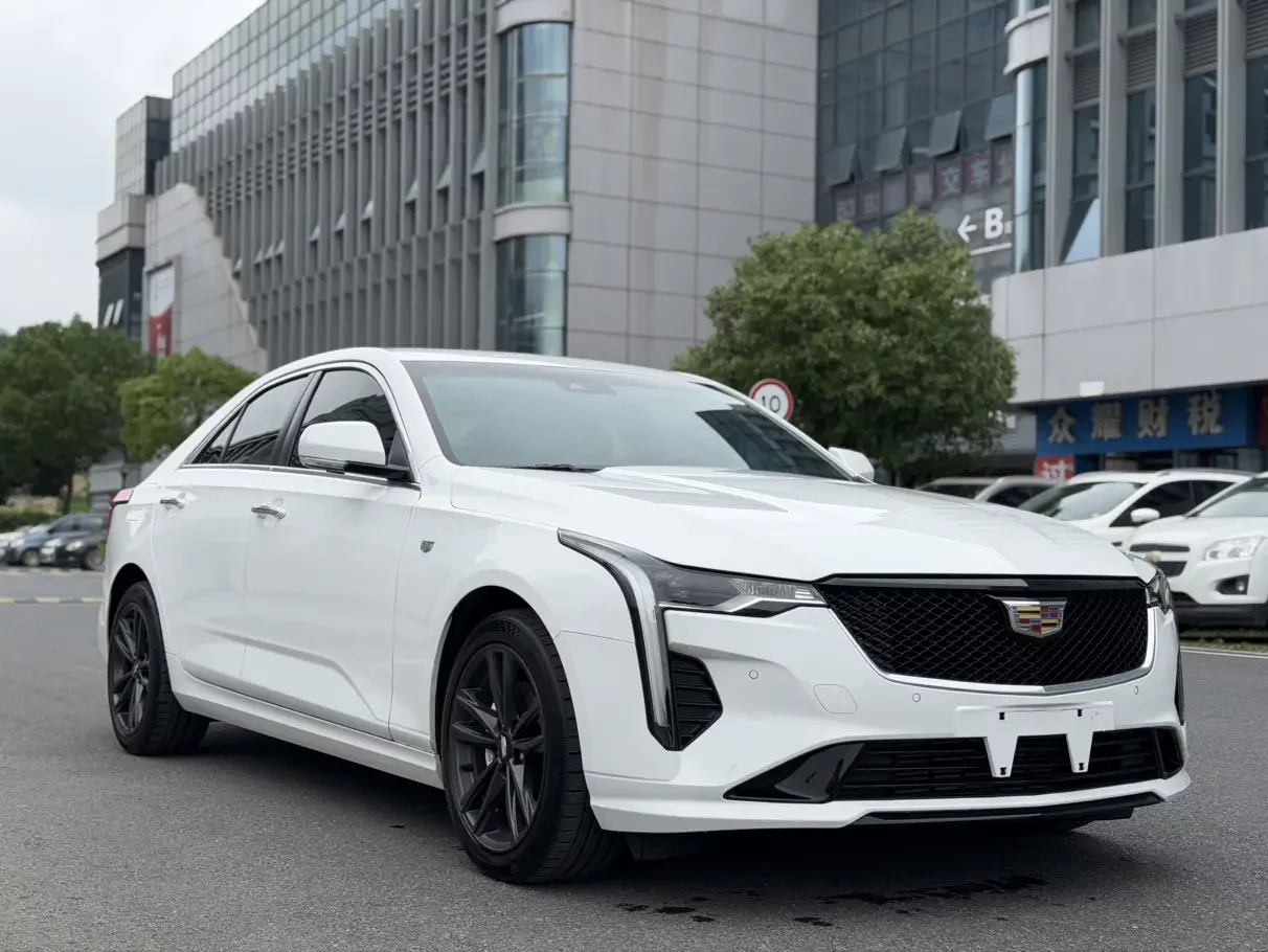 Cadillac CT4
