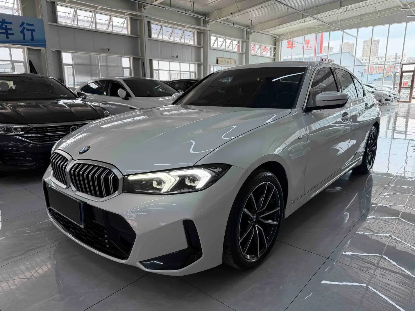 BMW 3-SERIES