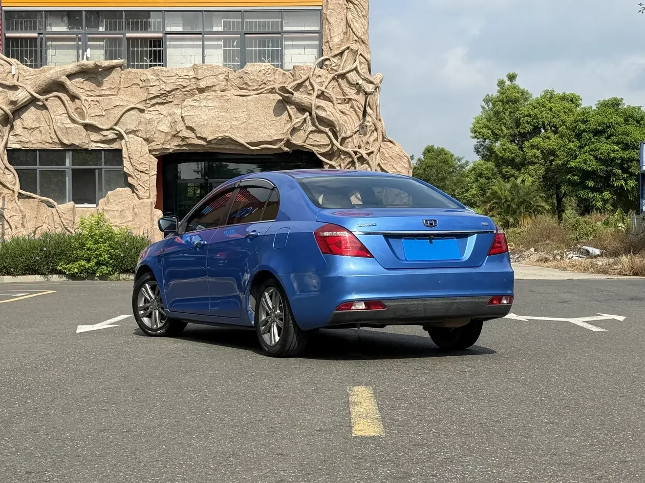 Geely emgrand