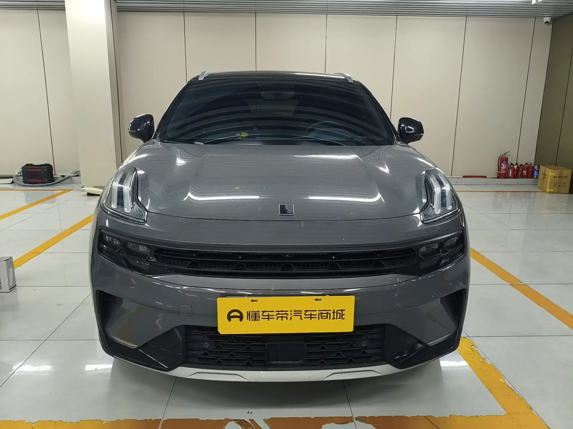 Lynk & Co 06