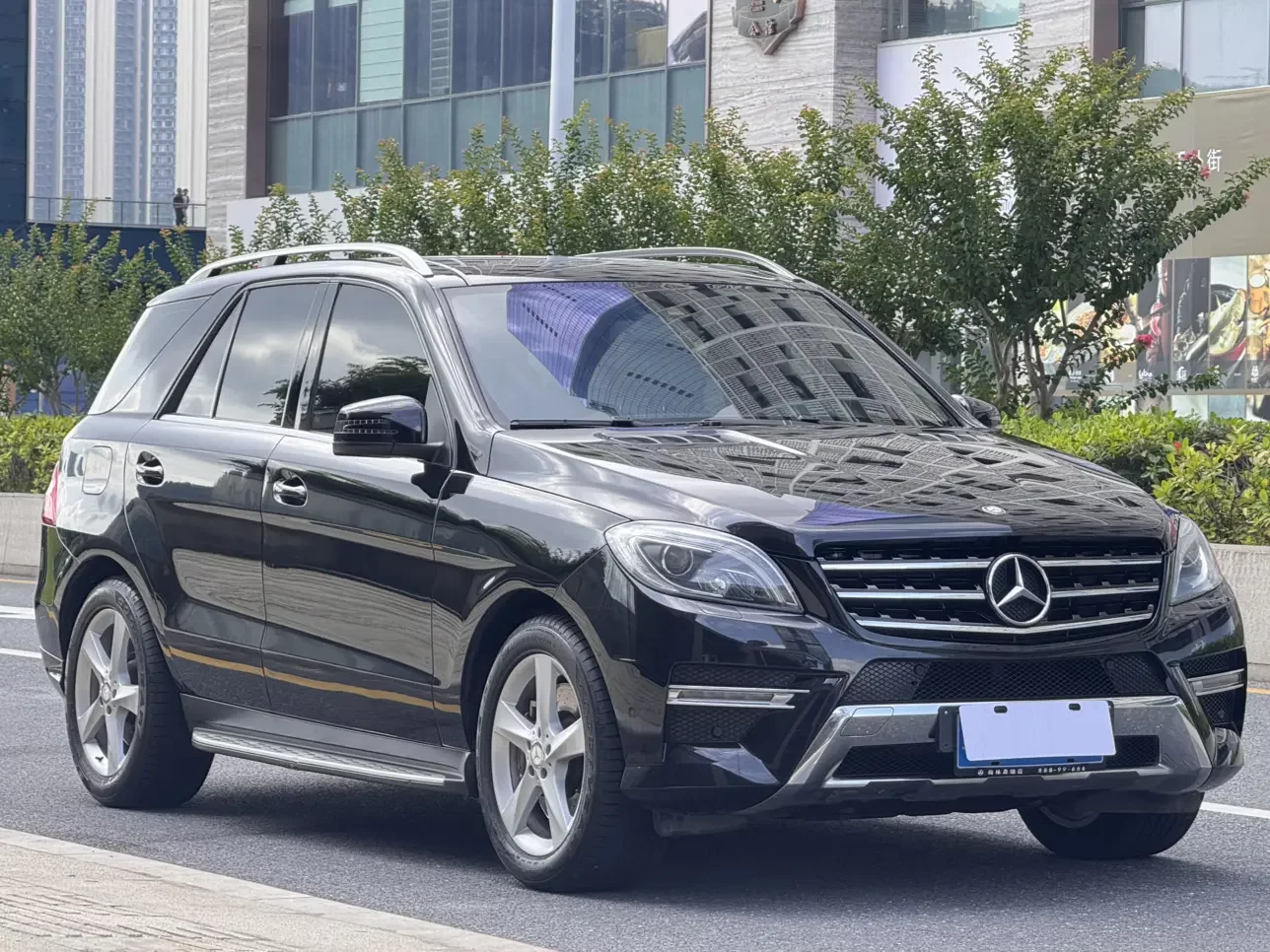 Mercedes-Benz M Class