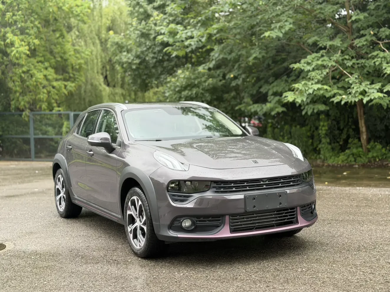 Lynk & Co 02