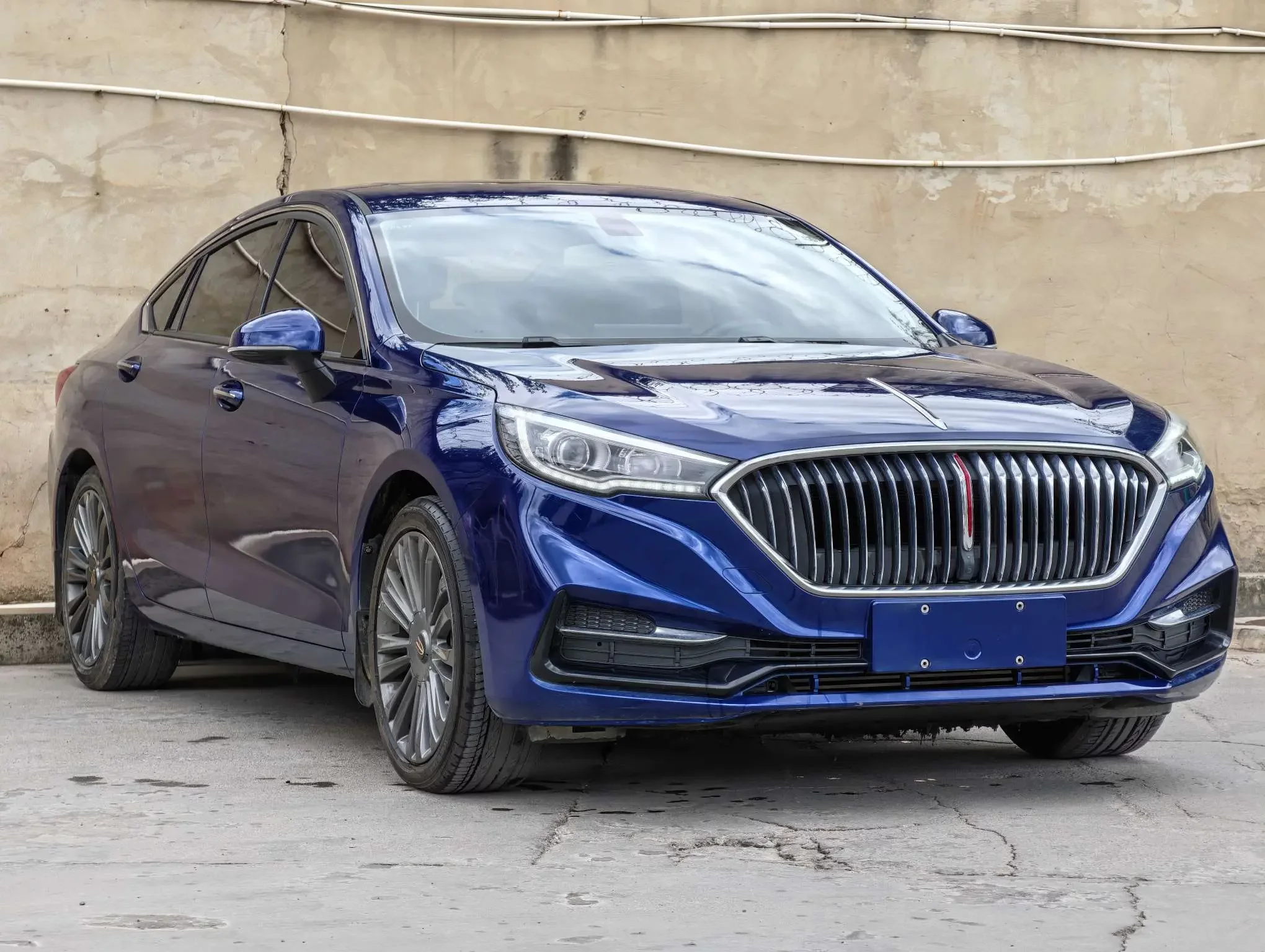 Hongqi H5 classic