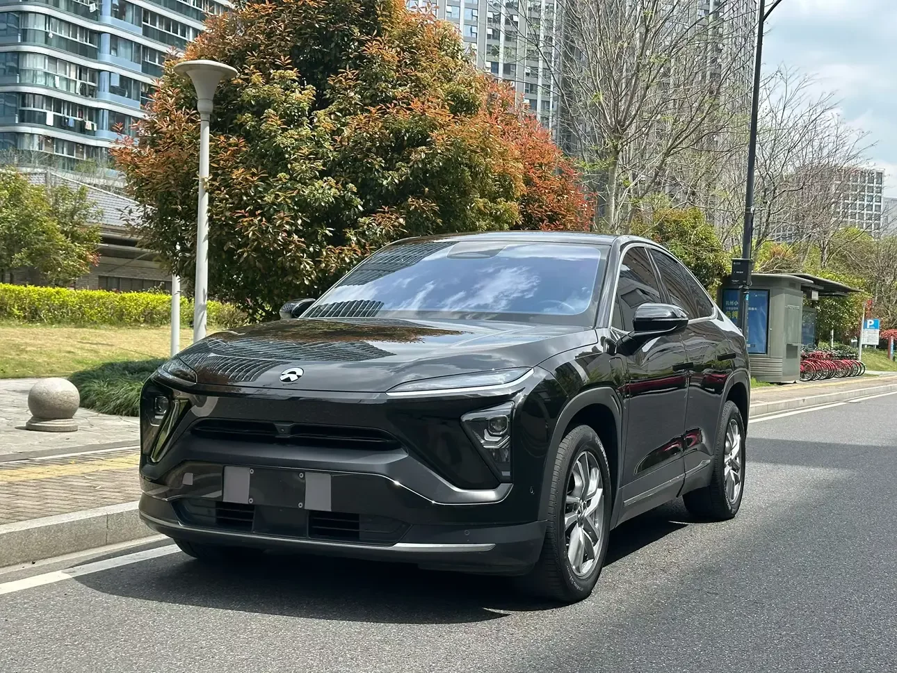 NIO EC6
