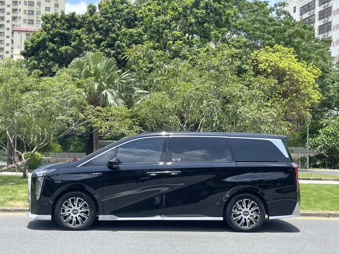 GAC Trumpchi E9 PHEV