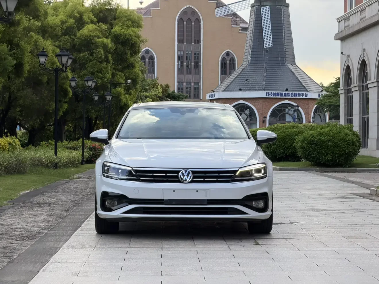 Volkswagen Lamando