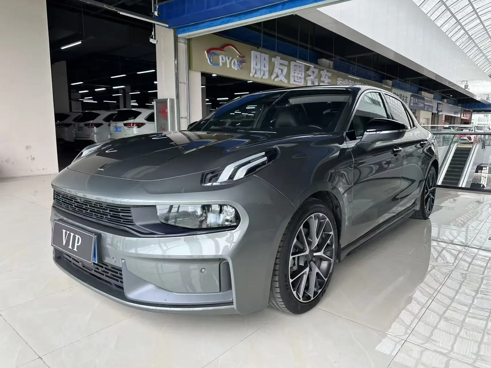 Lynk & Co 03
