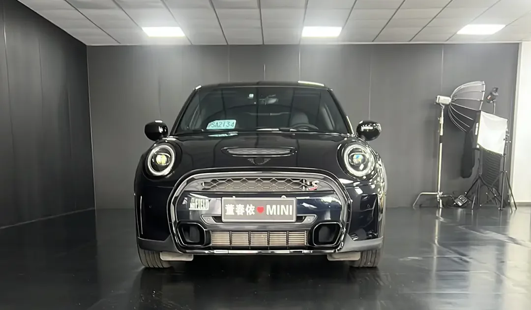 MINI 