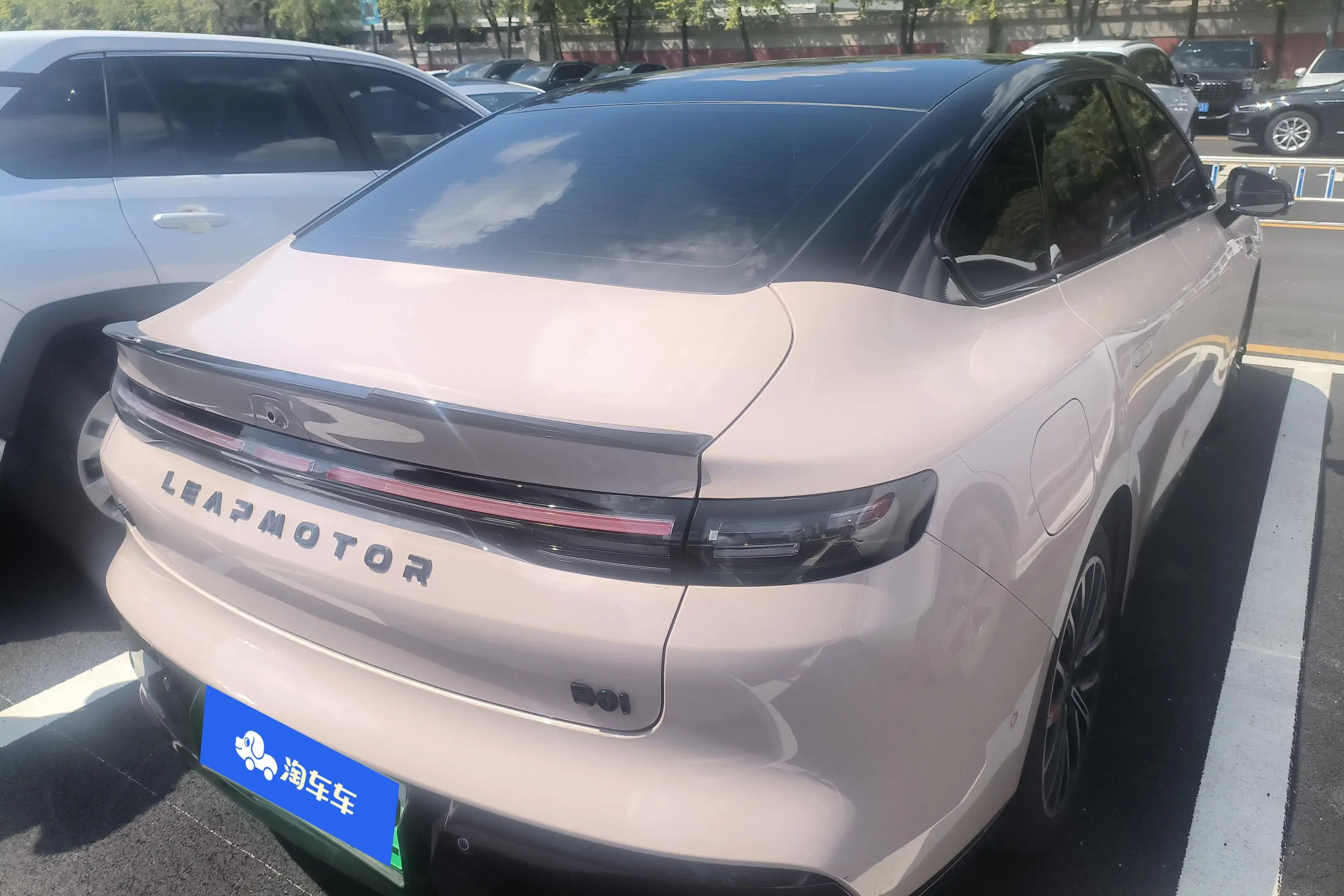 Leapmotor Leap running B01