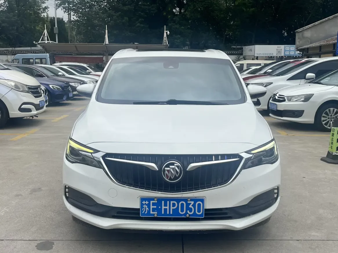 Buick GL6