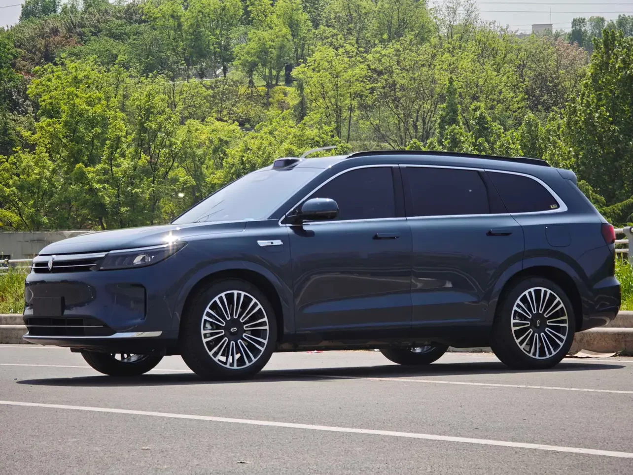 AITO M7