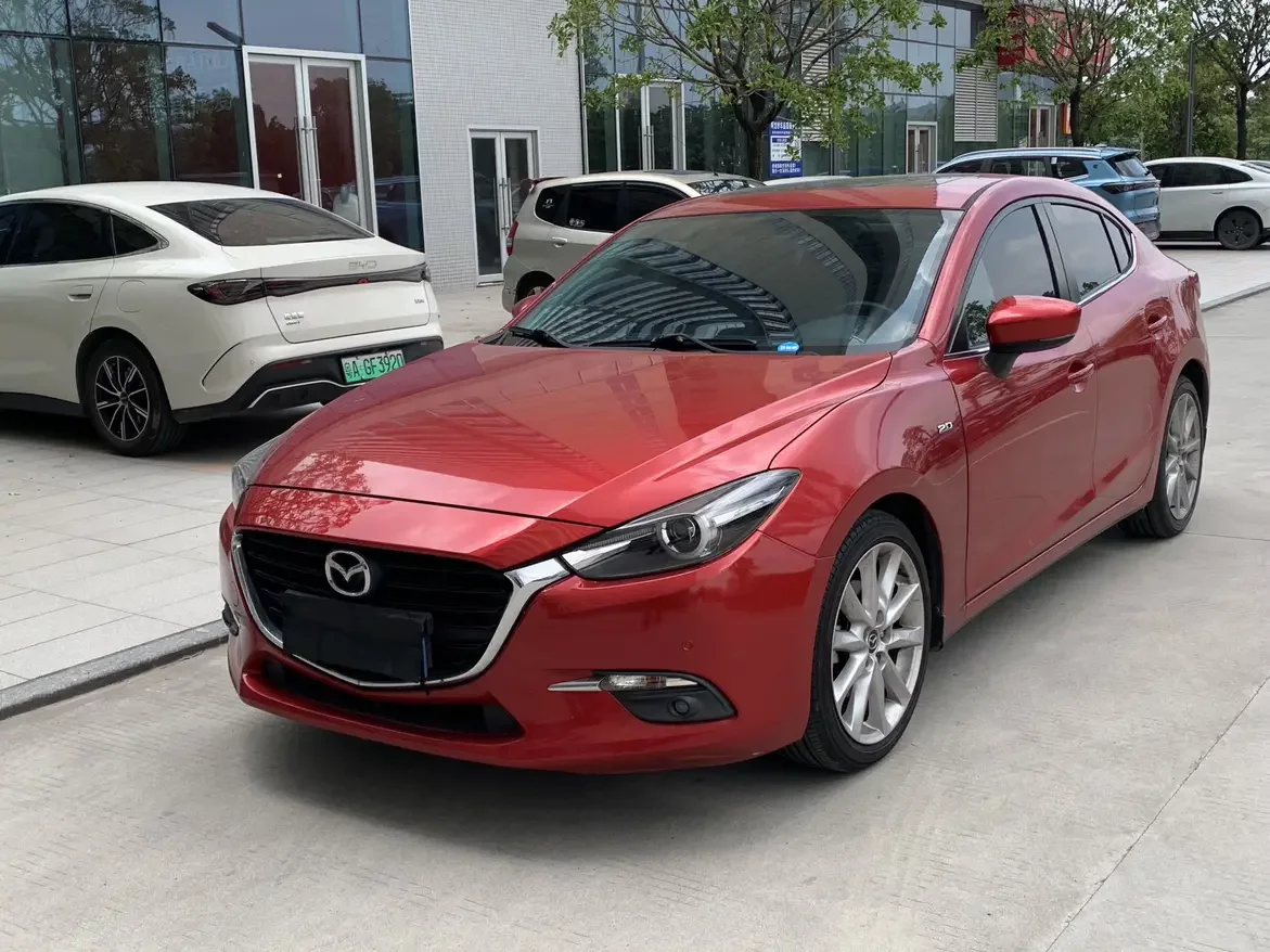 Mazda Axela