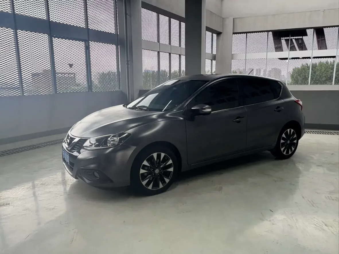 Nissan Tiida  из Китая