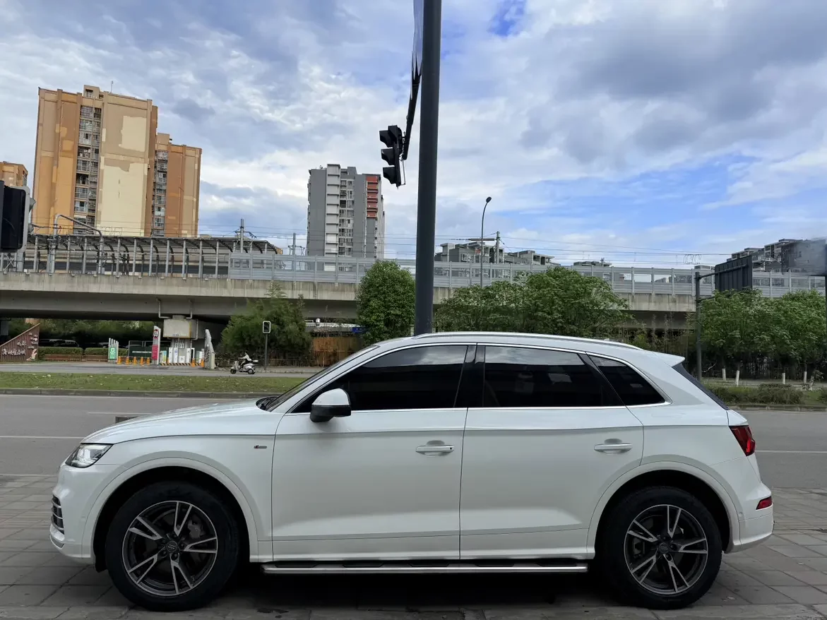 Audi Q5L