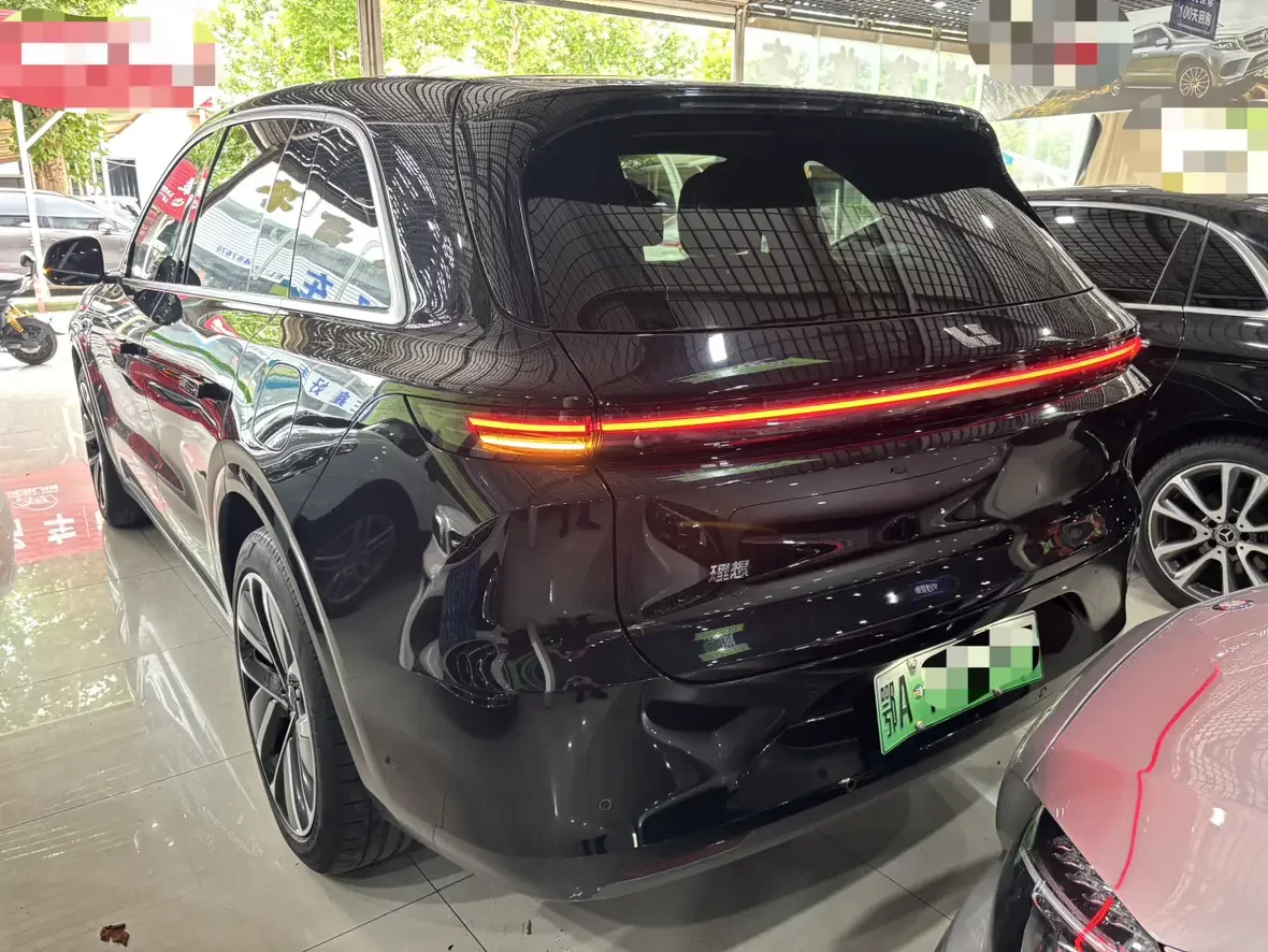 Lixiang L6