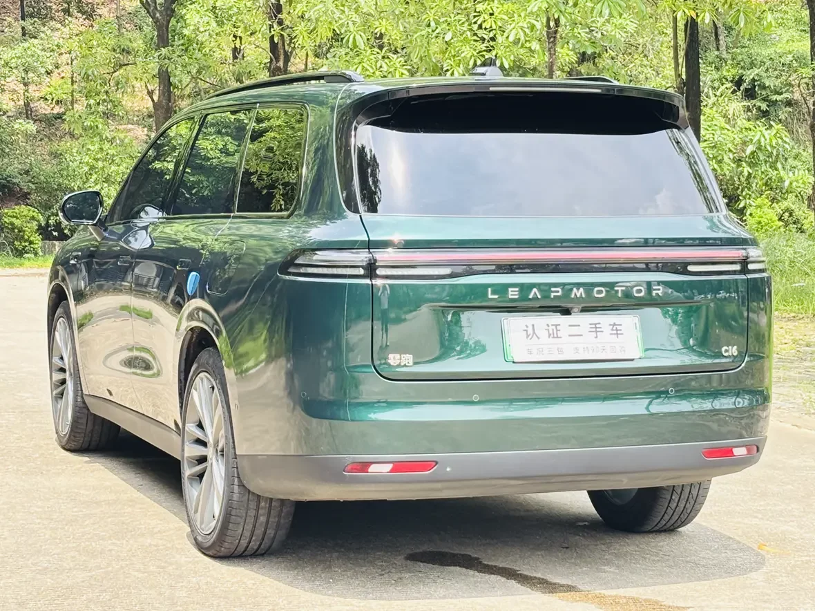 Leapmotor C16