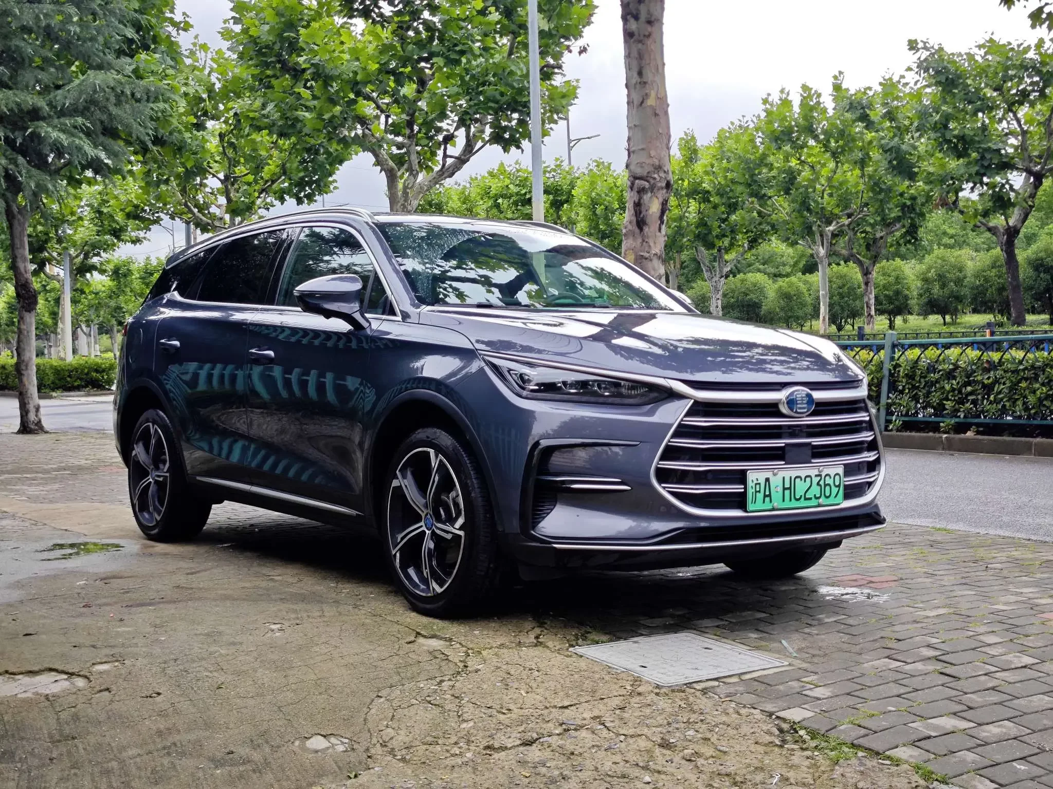 BYD Tang DM