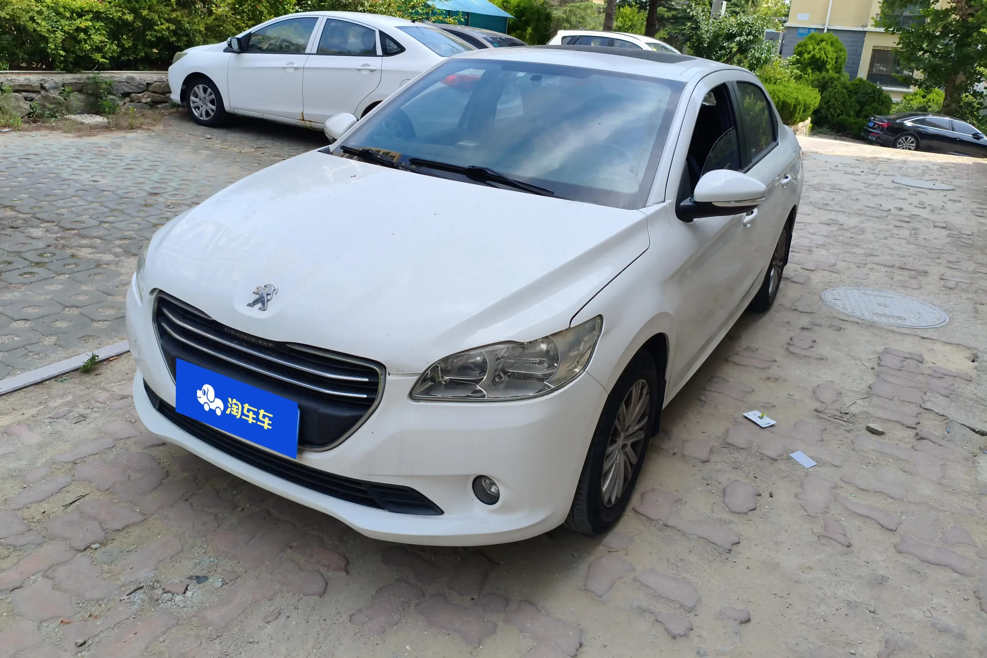 Peugeot 301  из Китая