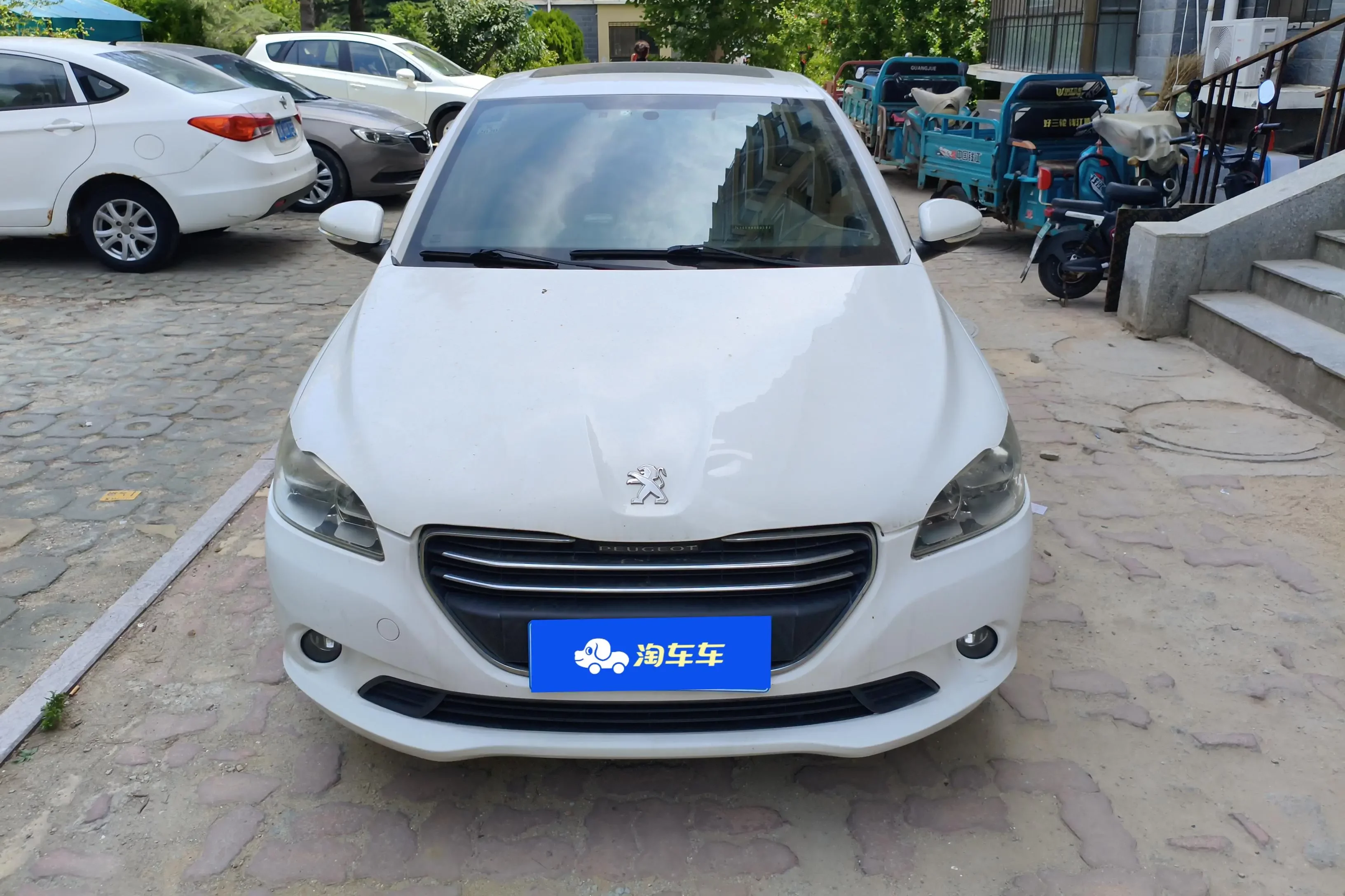 Peugeot 301  из Китая