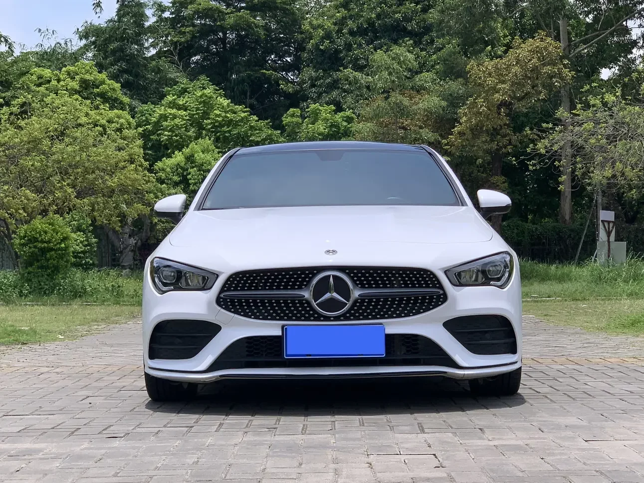 Mercedes-Benz CLA (Imported)