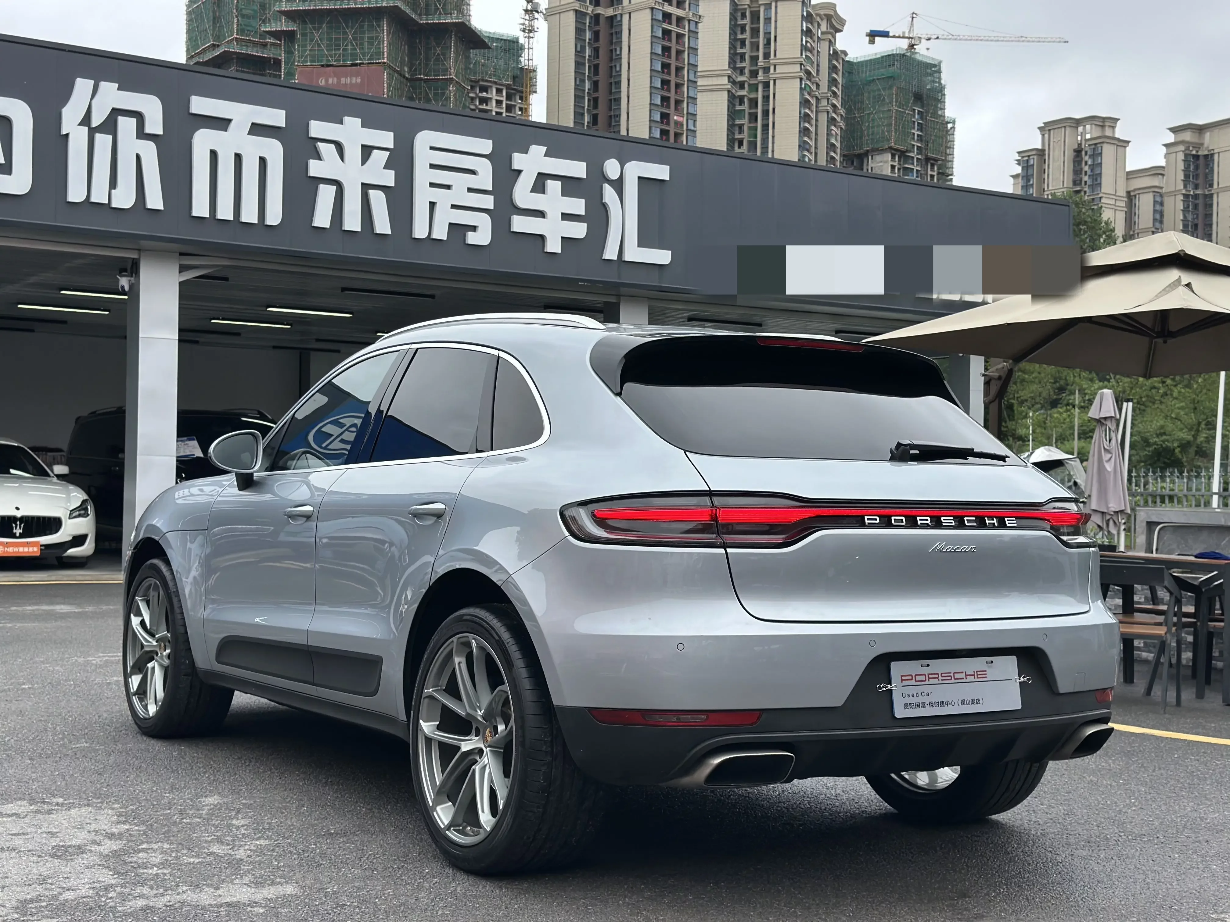 Porsche Macan