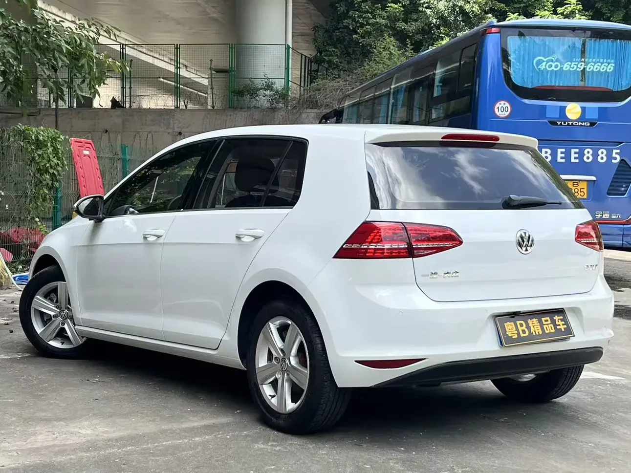 Volkswagen golf