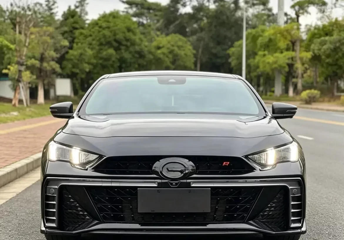 GAC Trumpchi Empow  из Китая