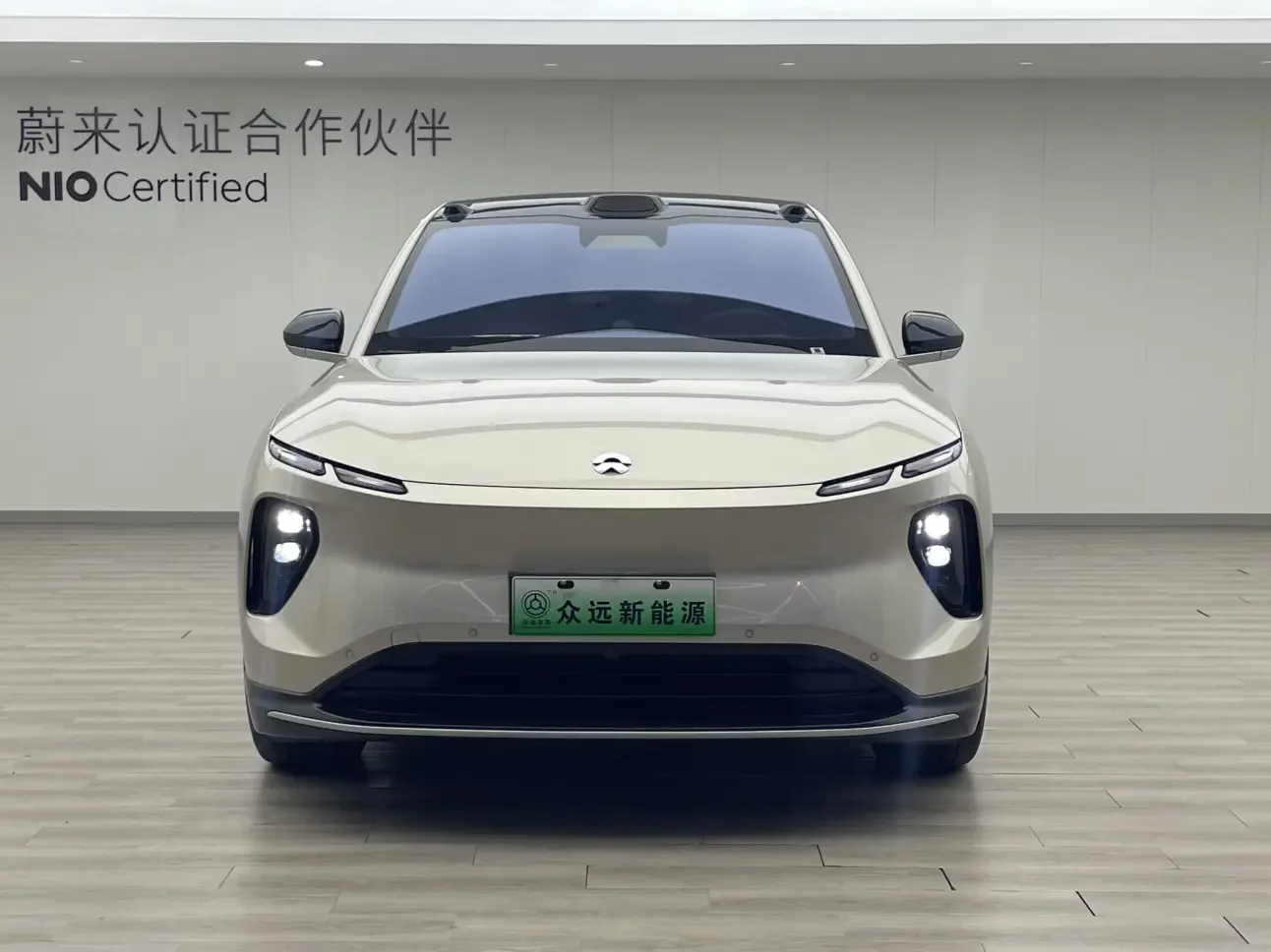 NIO EC6  из Китая