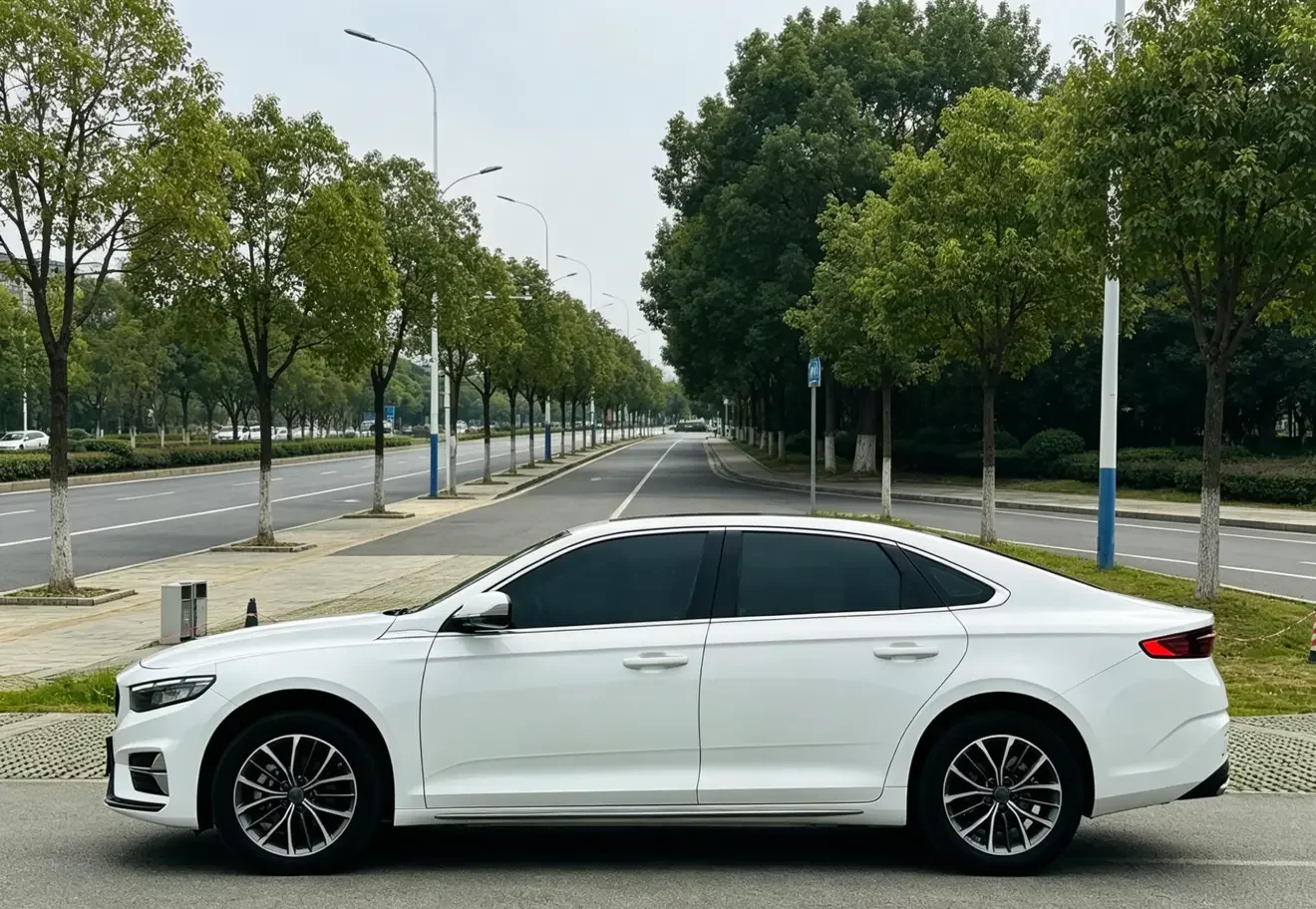 Geely Xing Rui