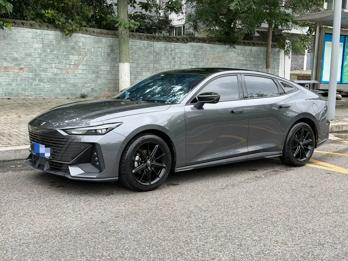 Changan UNI-V