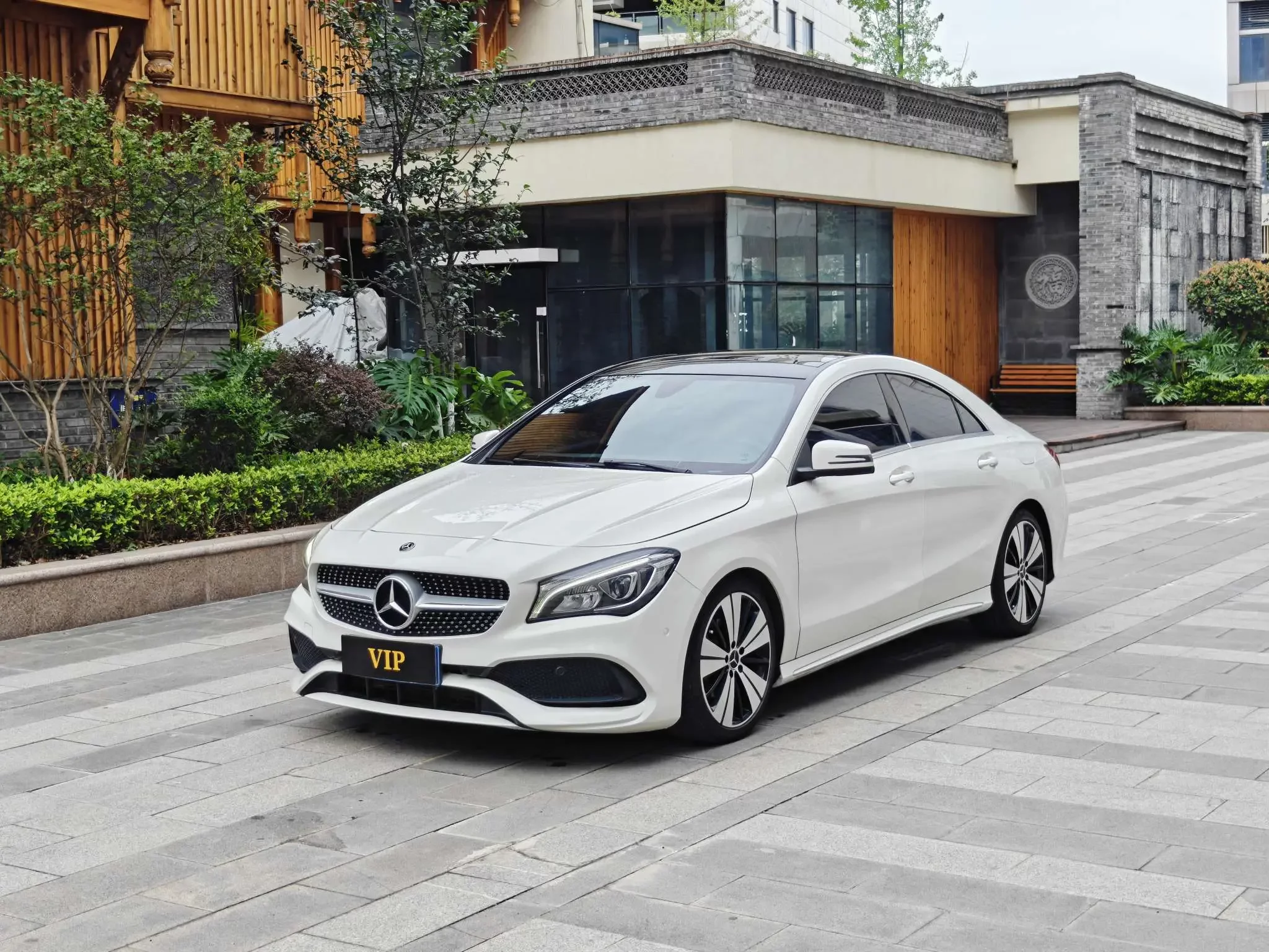 Mercedes-Benz CLA (Imported)