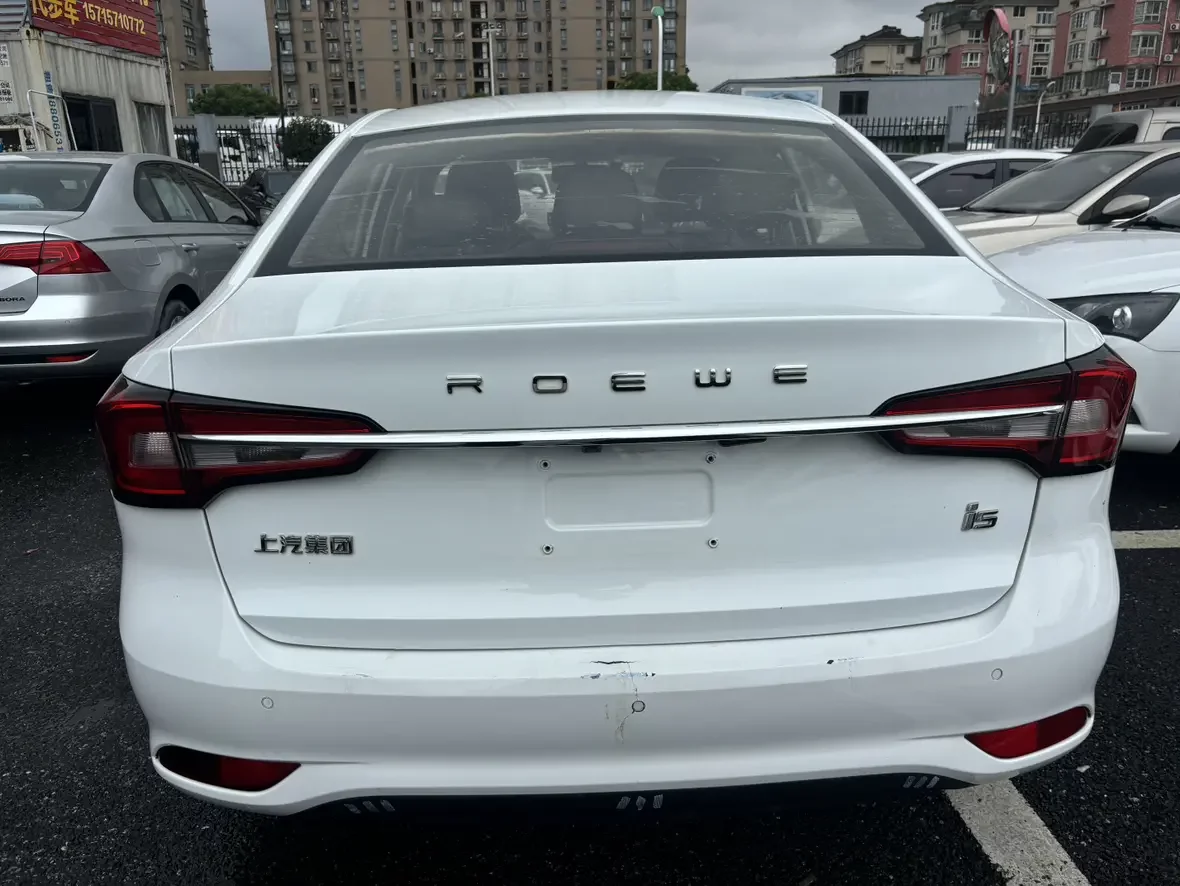 Roewe i5