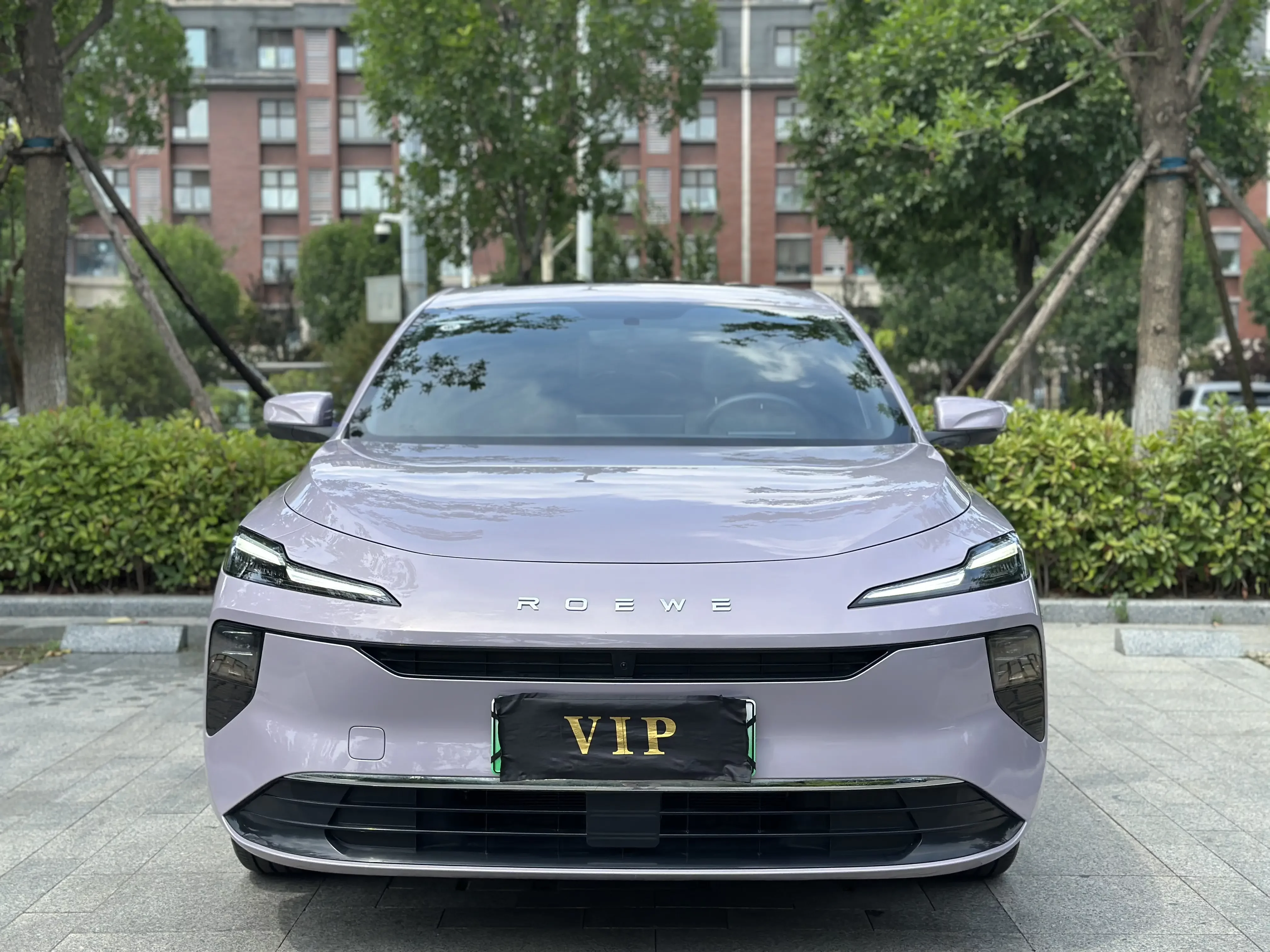 Roewe D6
