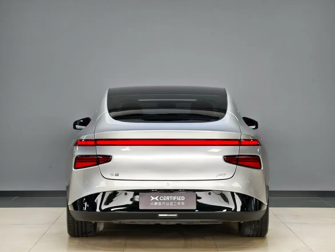 Xpeng P7