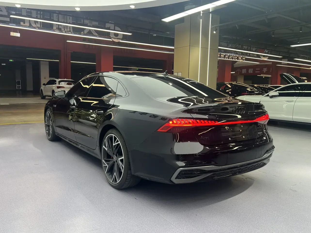 Audi A7L