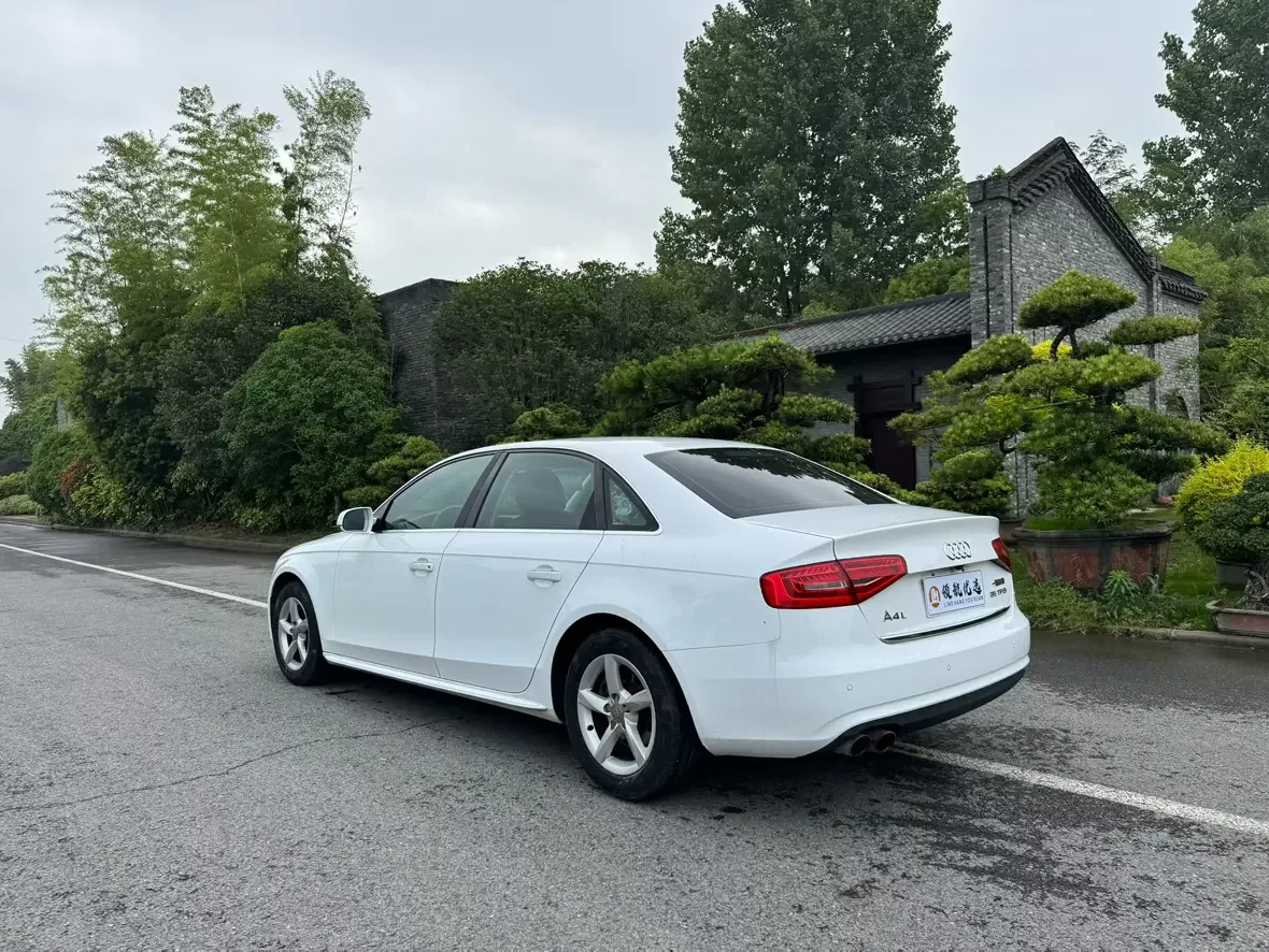 Audi A4L