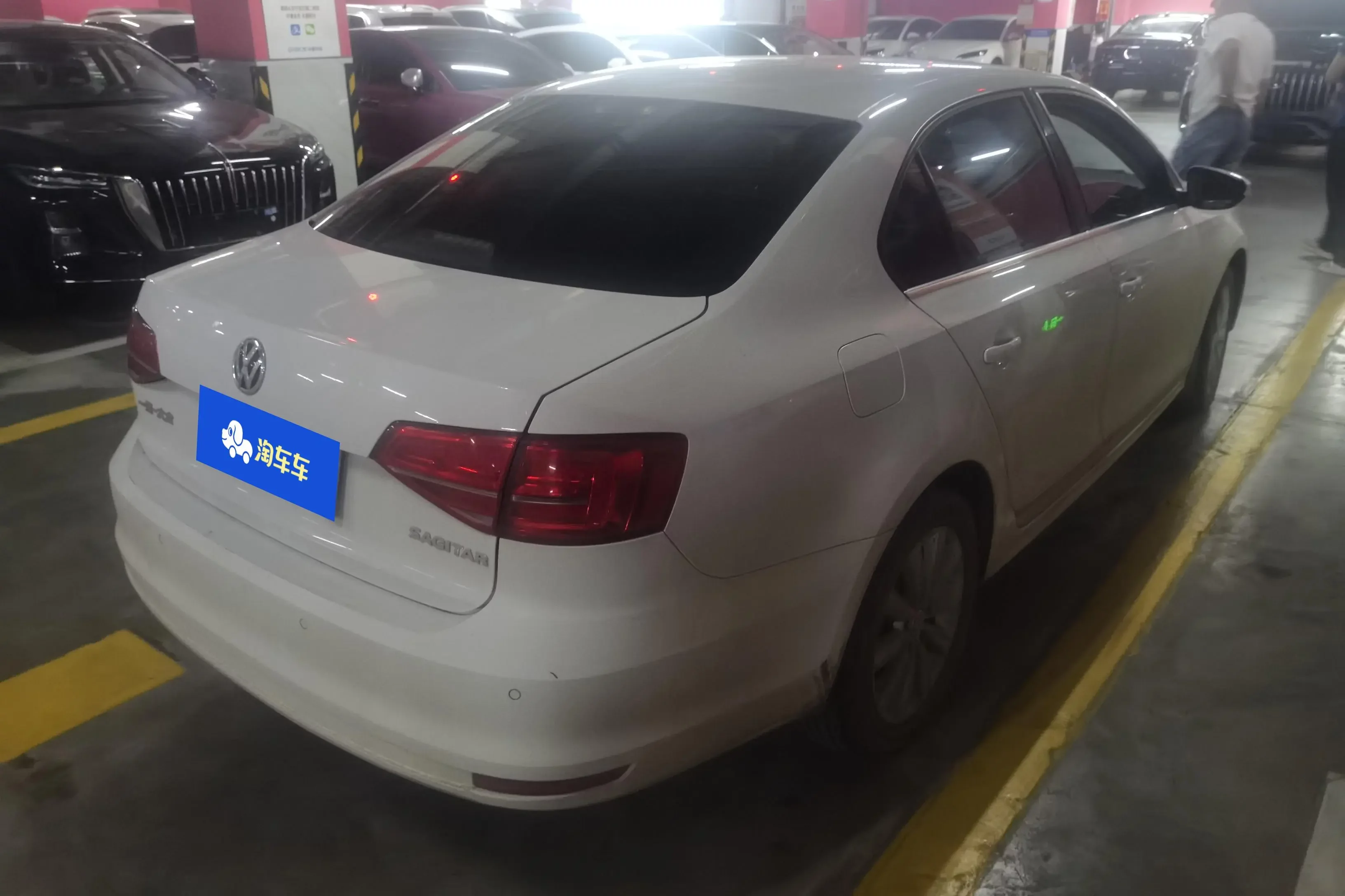 Volkswagen Sagitar
