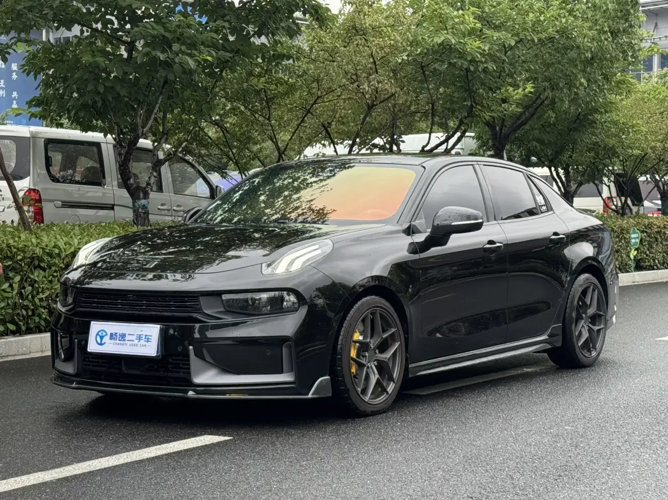 Lynk & Co 03