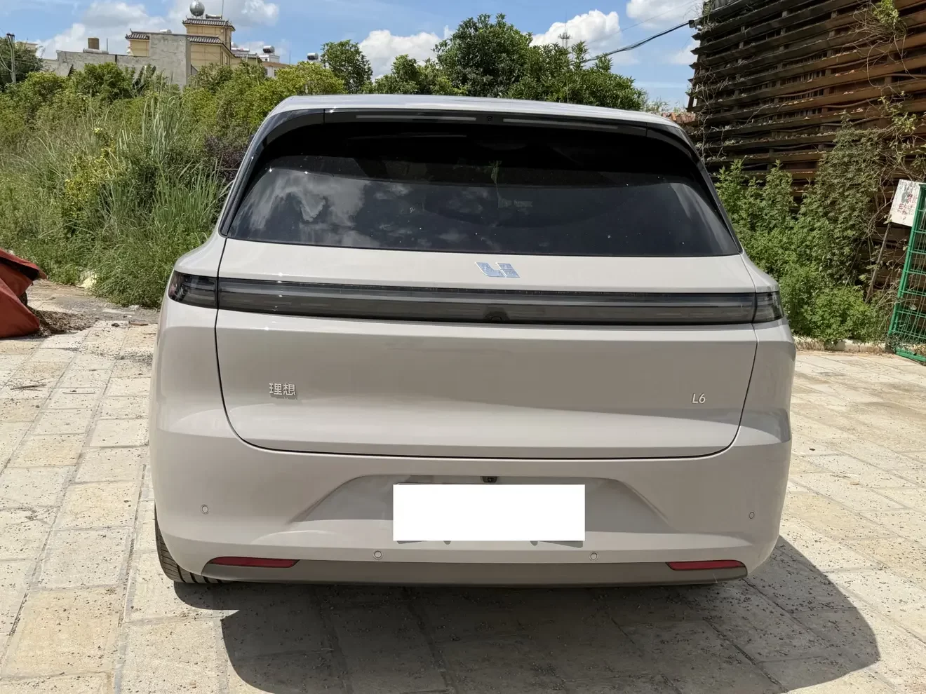 Lixiang L6
