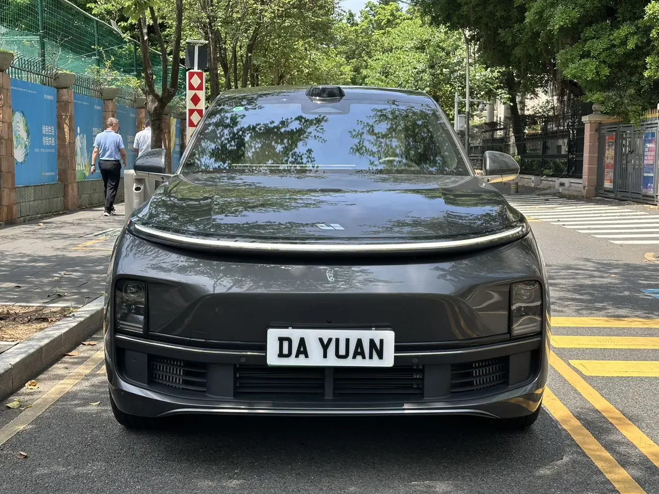 Lixiang L8
