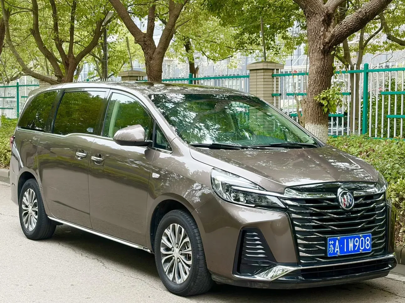 Buick GL8