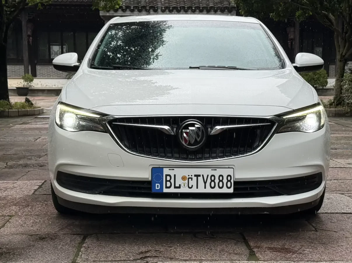 Buick Yinglang